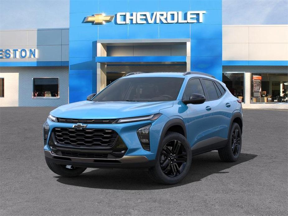 new 2025 Chevrolet Trax car, priced at $26,585