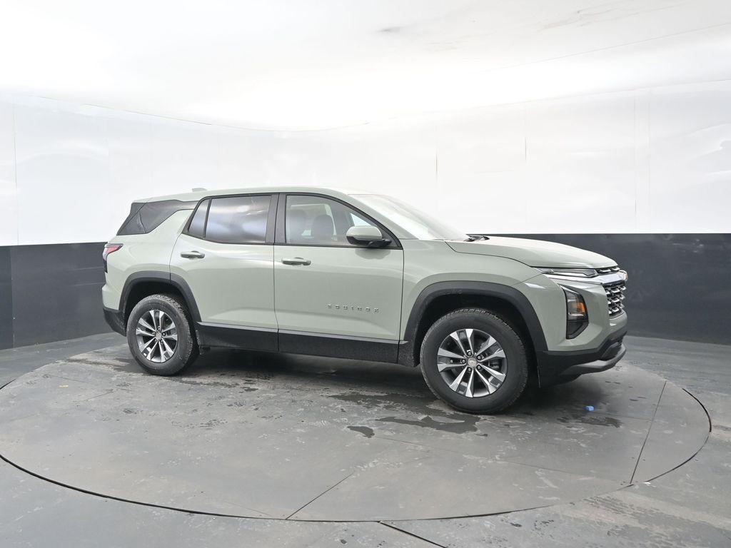 new 2026 Chevrolet Equinox car, priced at $32,495
