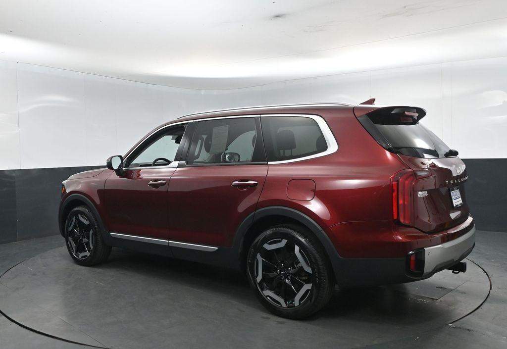 used 2023 Kia Telluride car, priced at $35,000