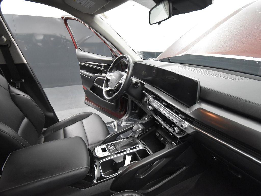used 2023 Kia Telluride car, priced at $35,000