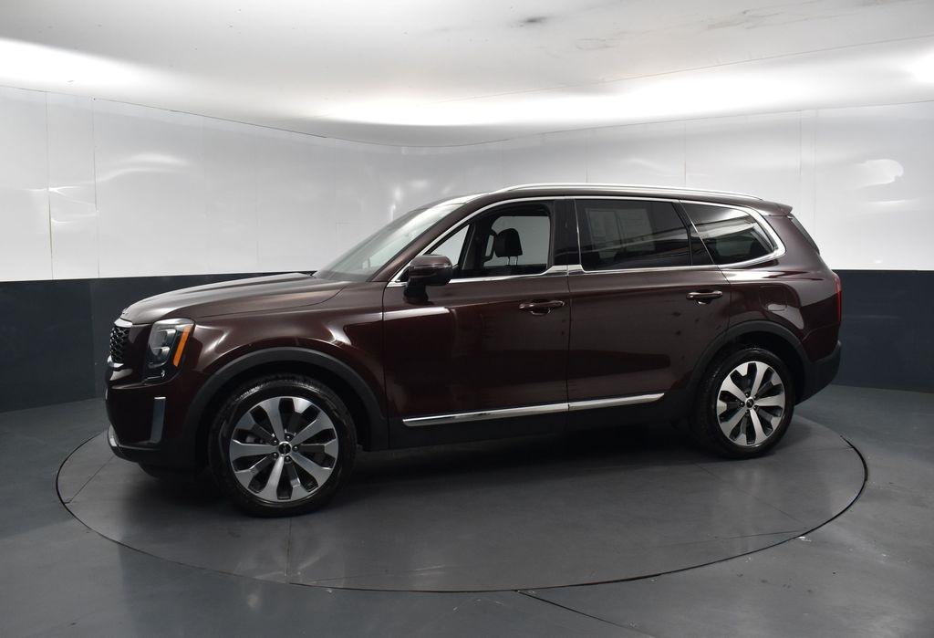 used 2022 Kia Telluride car, priced at $29,900