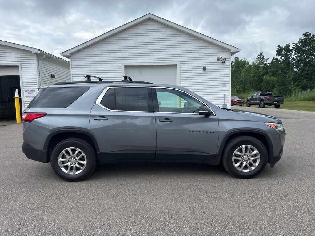 used 2021 Chevrolet Traverse car, priced at $26,500