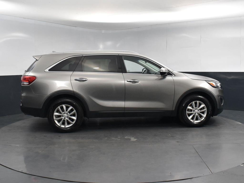 used 2018 Kia Sorento car, priced at $15,500