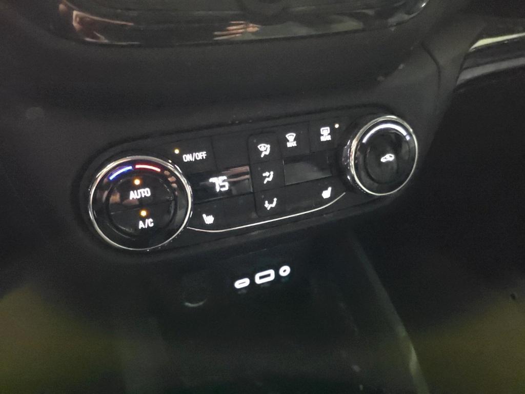 used 2023 Chevrolet TrailBlazer car, priced at $21,391