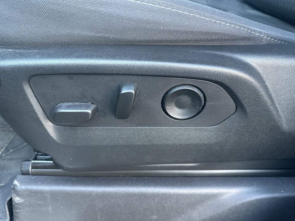 used 2023 Chevrolet Silverado 1500 car, priced at $38,995