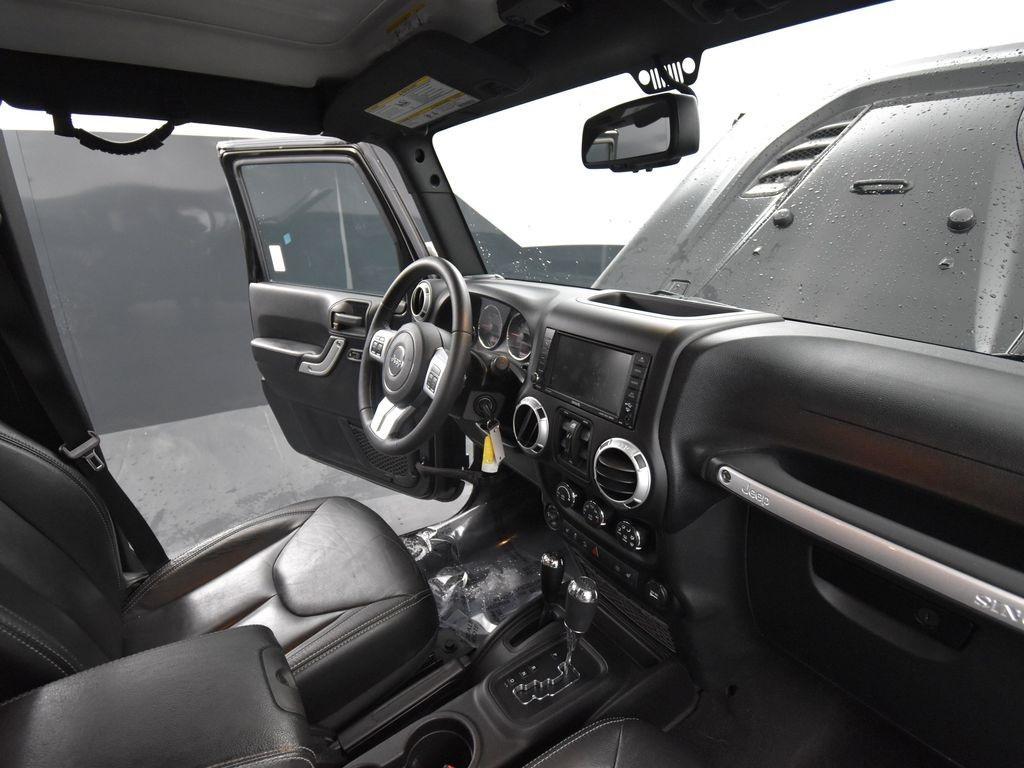 used 2016 Jeep Wrangler Unlimited car, priced at $23,750