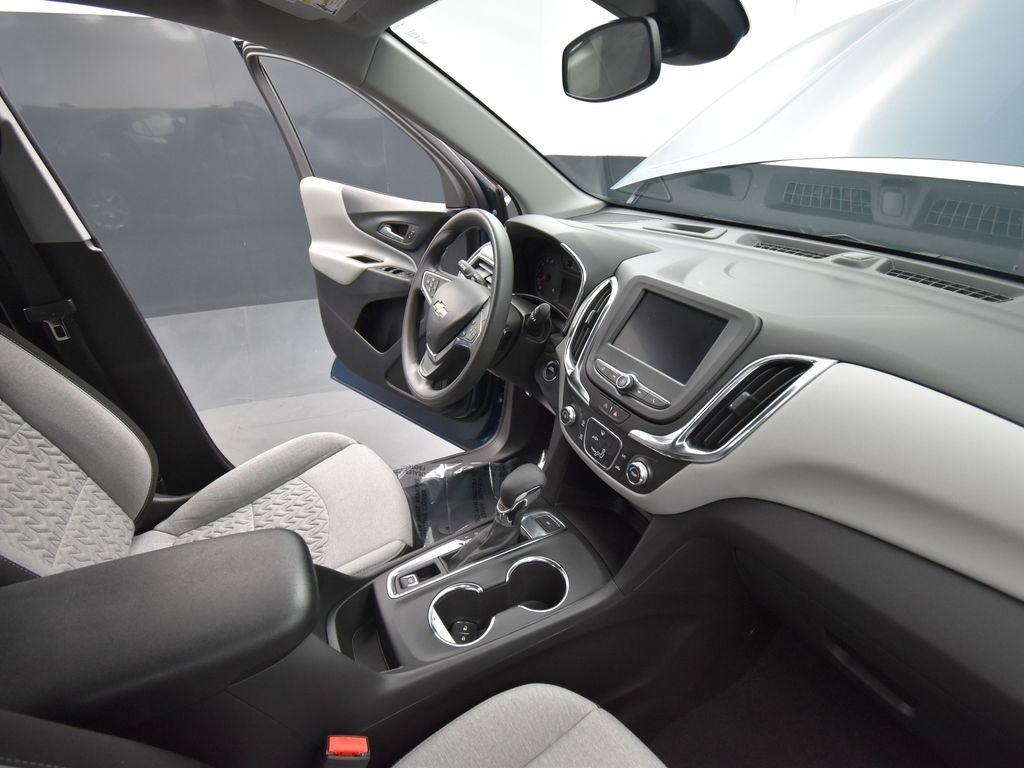 used 2024 Chevrolet Equinox car, priced at $22,499