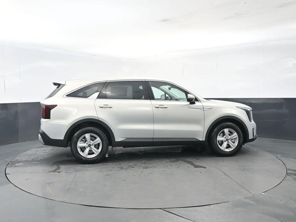 new 2026 Kia Sorento car, priced at $31,870
