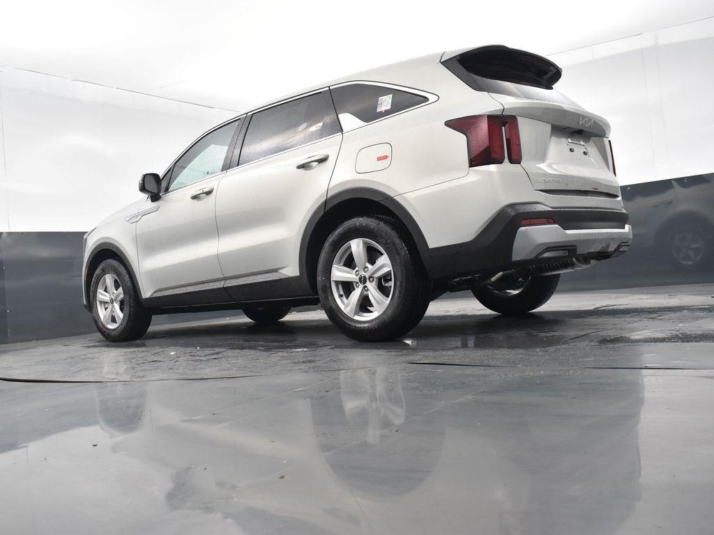 new 2026 Kia Sorento car, priced at $31,870