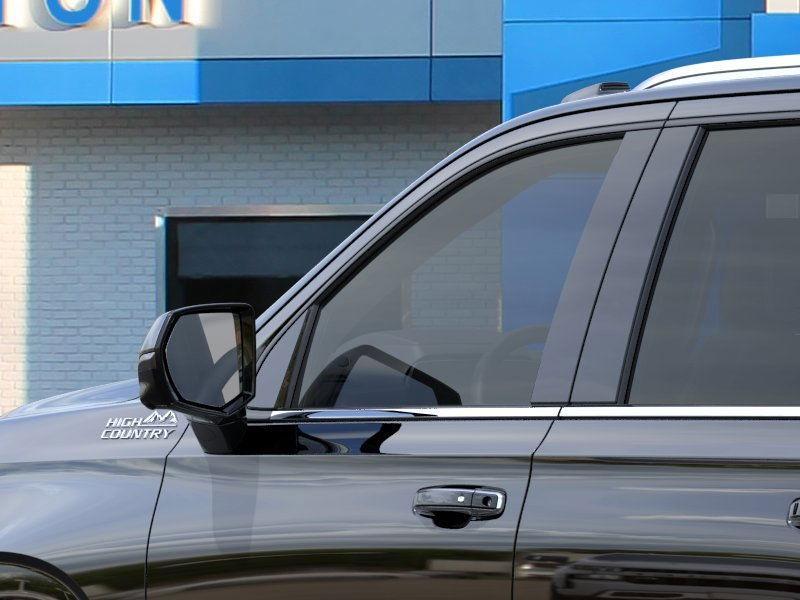 new 2025 Chevrolet Suburban car, priced at $84,001