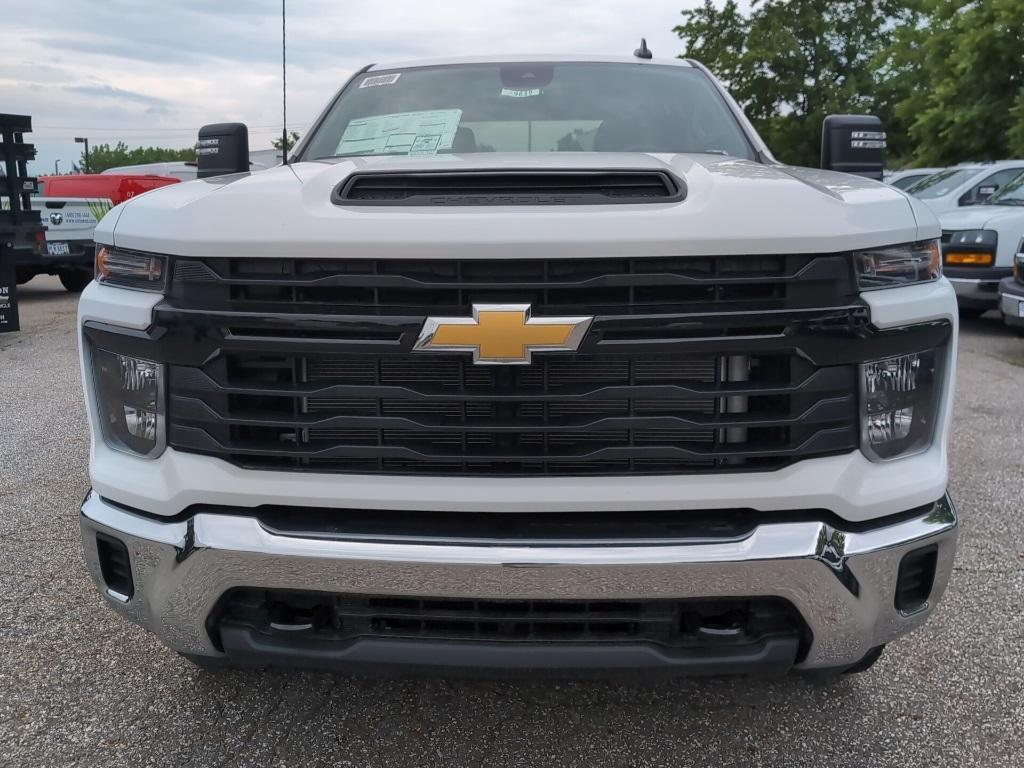 new 2025 Chevrolet Silverado 3500 car, priced at $72,454
