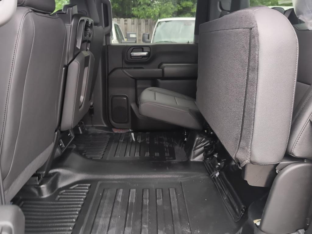 new 2025 Chevrolet Silverado 3500 car, priced at $72,454