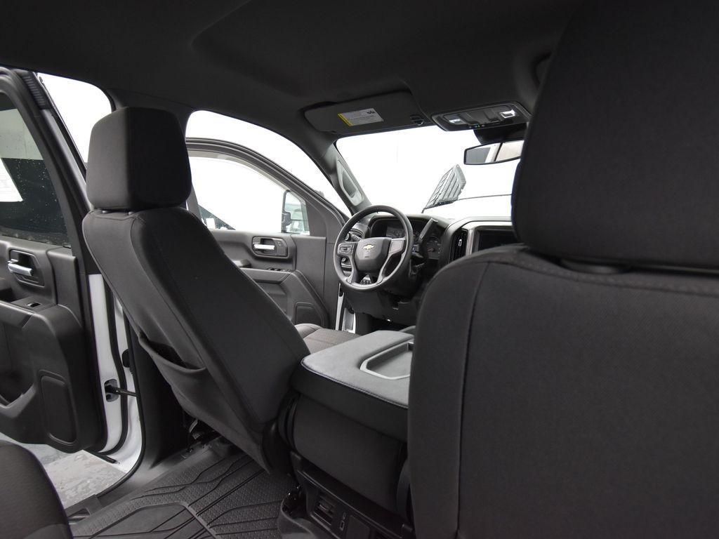 used 2025 Chevrolet Silverado 2500 car, priced at $51,445