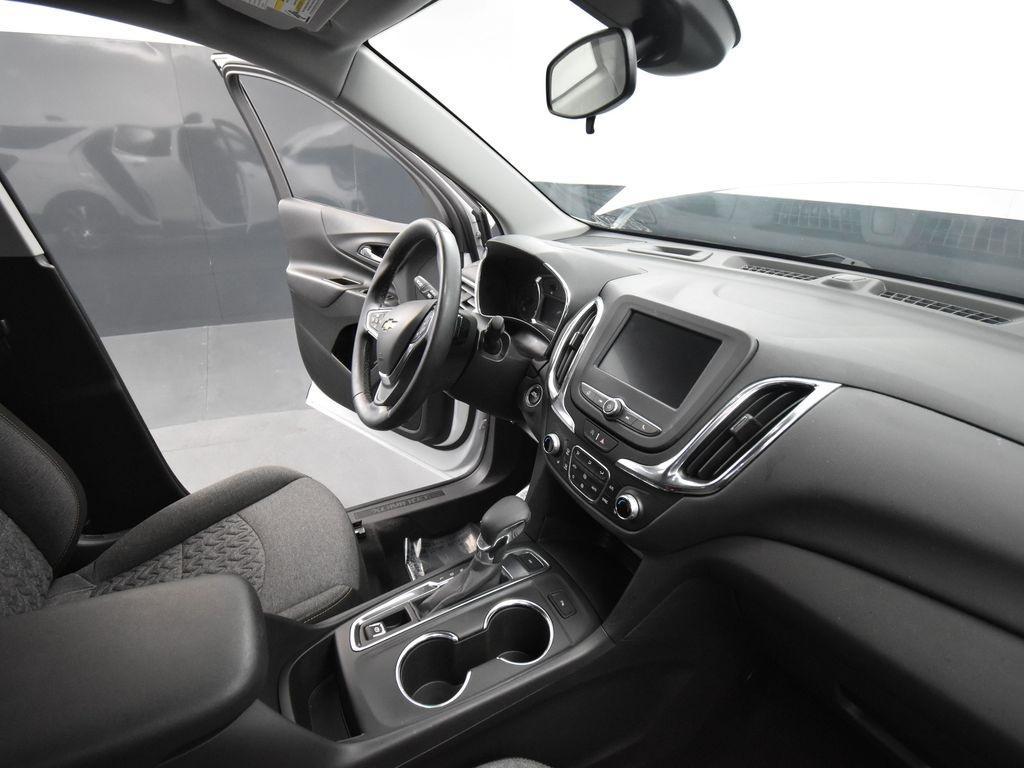 used 2023 Chevrolet Equinox car, priced at $25,000