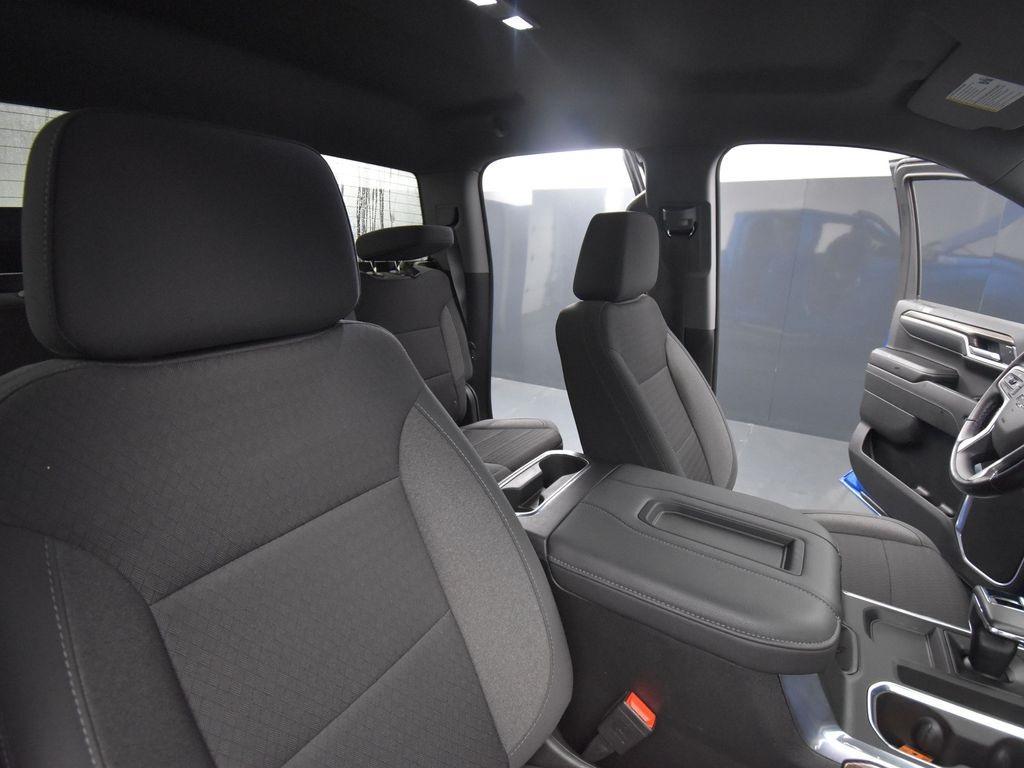 used 2022 Chevrolet Silverado 1500 car, priced at $40,595