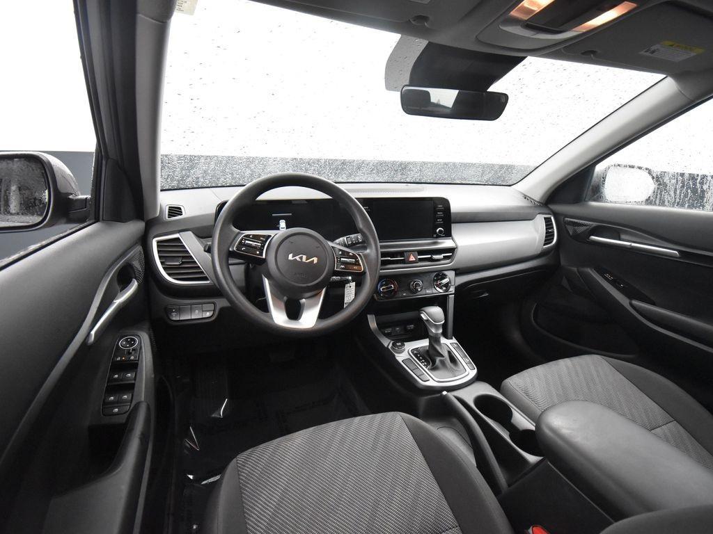 used 2024 Kia Seltos car, priced at $22,300