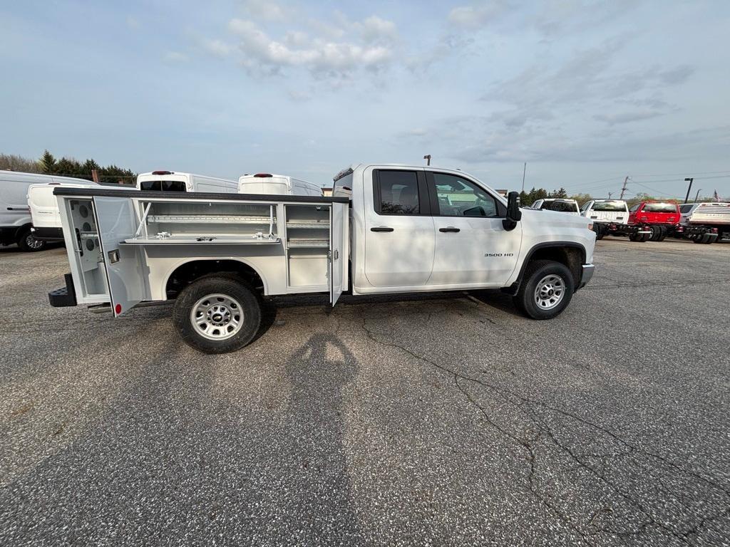 new 2025 Chevrolet Silverado 3500 car, priced at $69,976