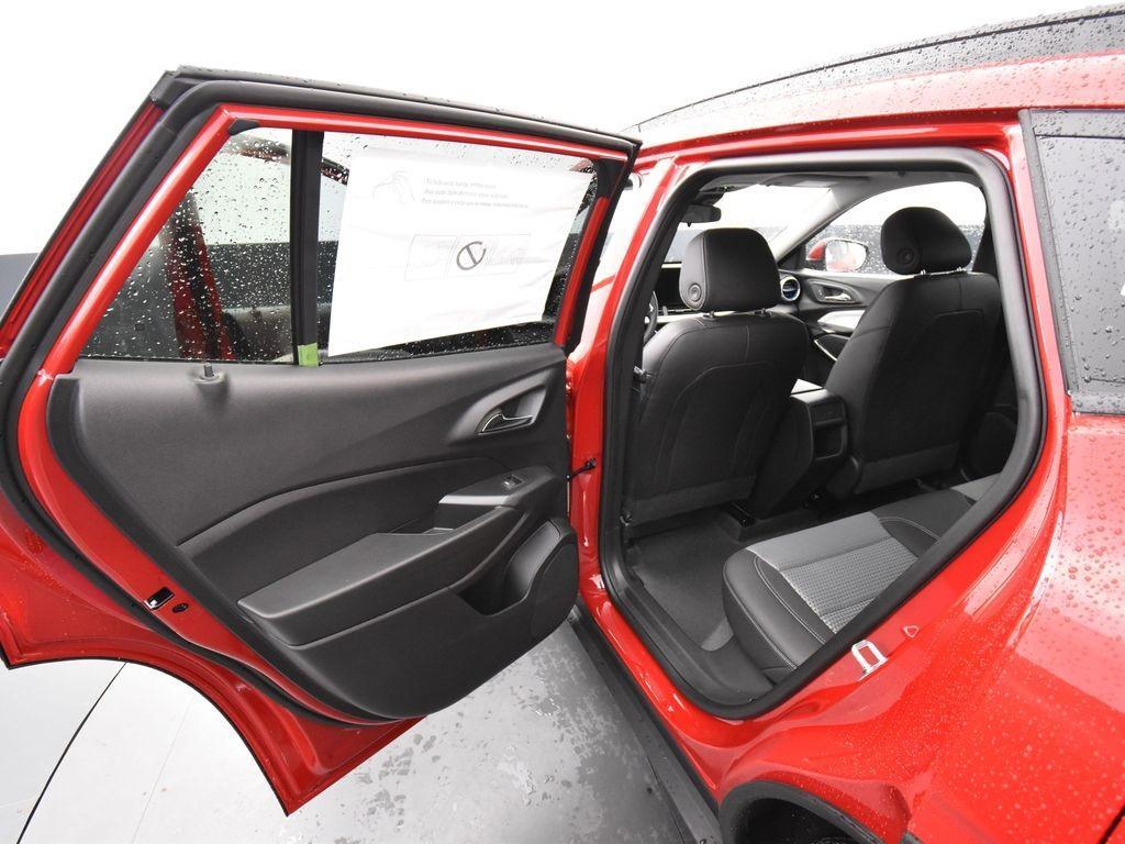 new 2026 Chevrolet Trax car, priced at $25,885