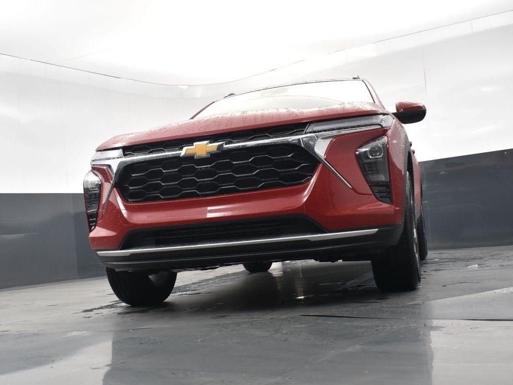 new 2026 Chevrolet Trax car, priced at $25,885