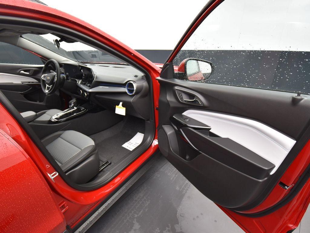 new 2026 Chevrolet Trax car, priced at $25,885
