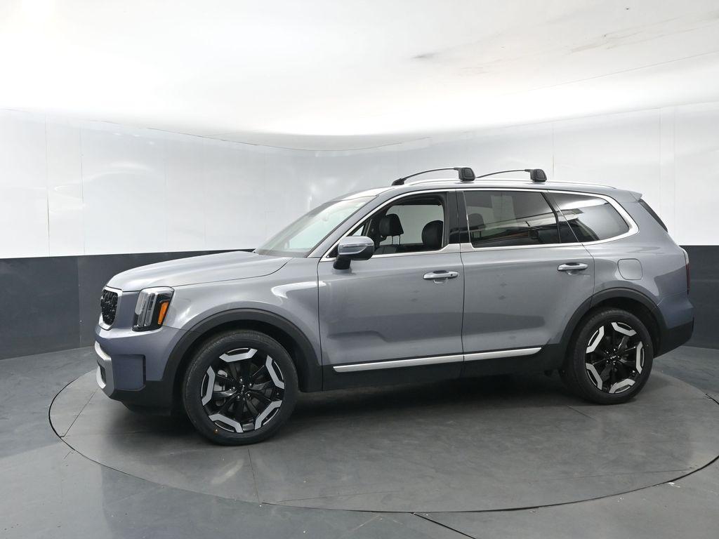 used 2024 Kia Telluride car, priced at $36,516