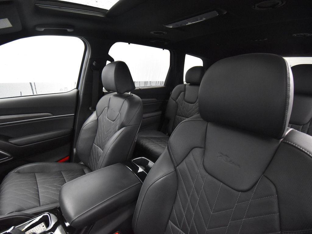 used 2024 Kia Telluride car, priced at $44,000