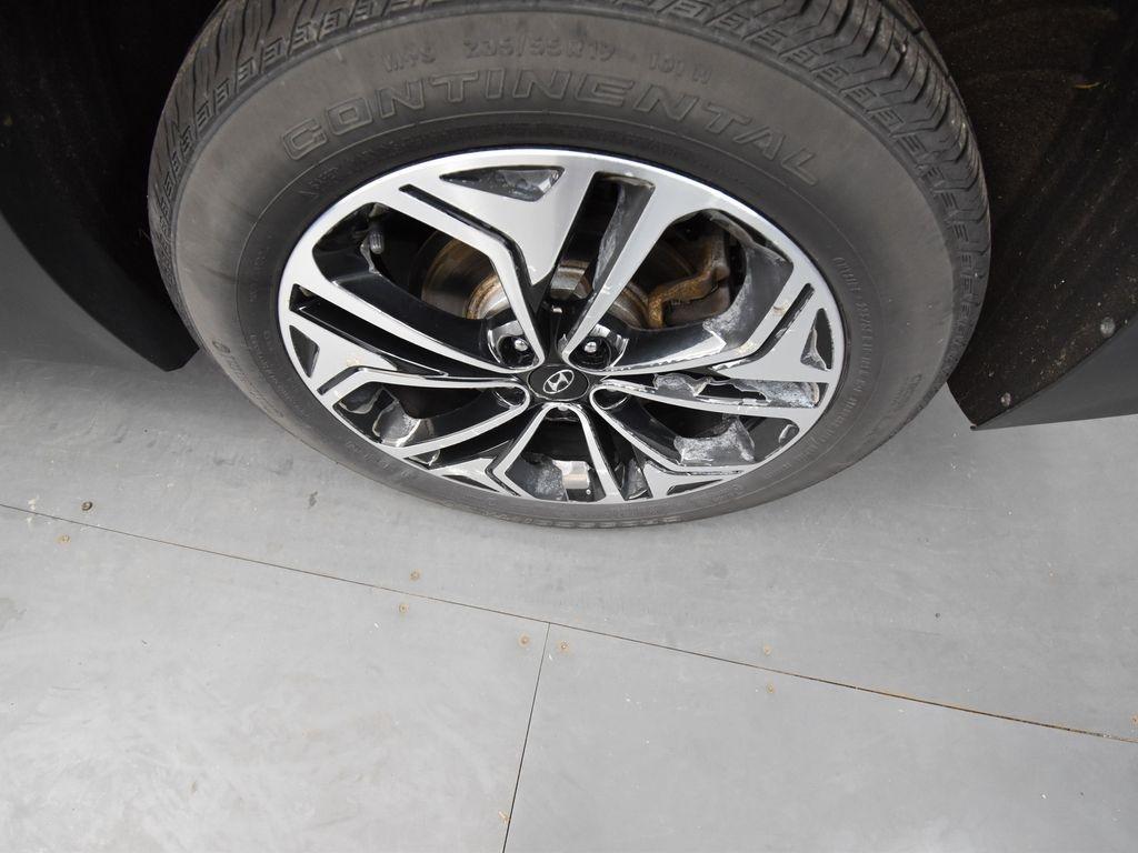 used 2020 Hyundai Santa Fe car, priced at $21,734