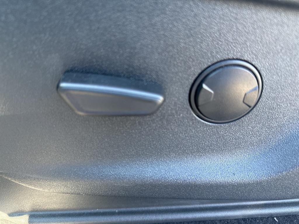 used 2023 Ford F-150 car, priced at $39,985