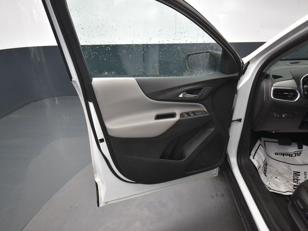 used 2022 Chevrolet Equinox car, priced at $20,314