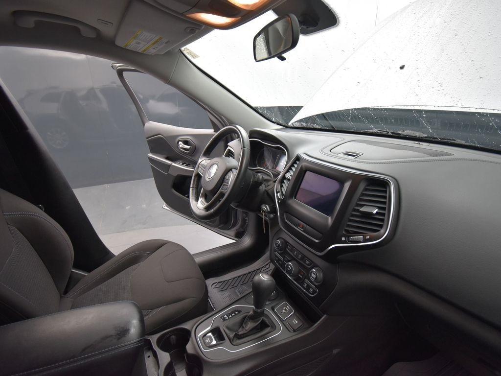 used 2019 Jeep Cherokee car, priced at $17,500