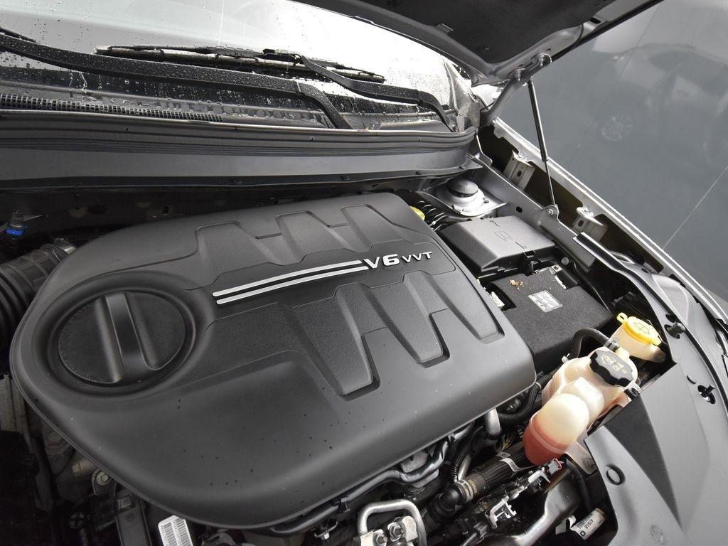 used 2019 Jeep Cherokee car, priced at $17,500