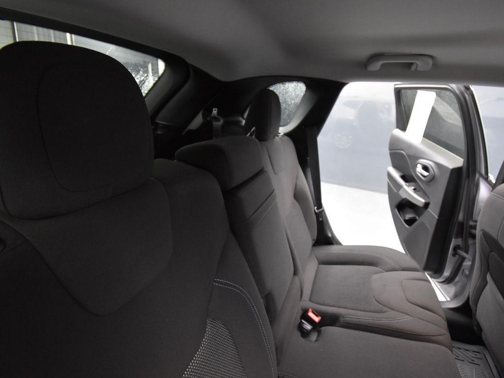 used 2019 Jeep Cherokee car, priced at $17,500