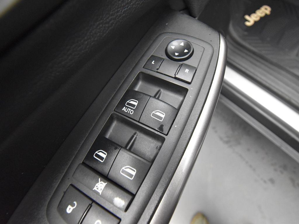 used 2019 Jeep Cherokee car, priced at $17,500