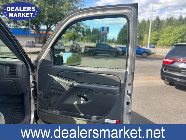 used 2004 GMC Sierra 2500 car, priced at $9,997