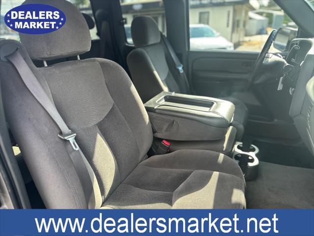 used 2004 GMC Sierra 2500 car, priced at $9,997
