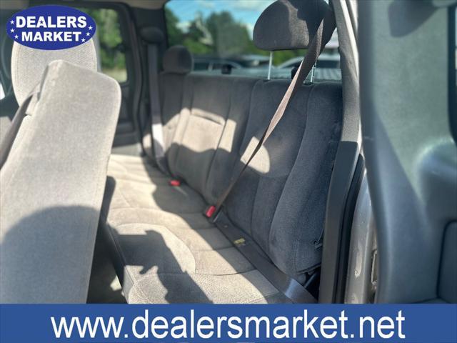 used 2004 GMC Sierra 2500 car, priced at $9,997