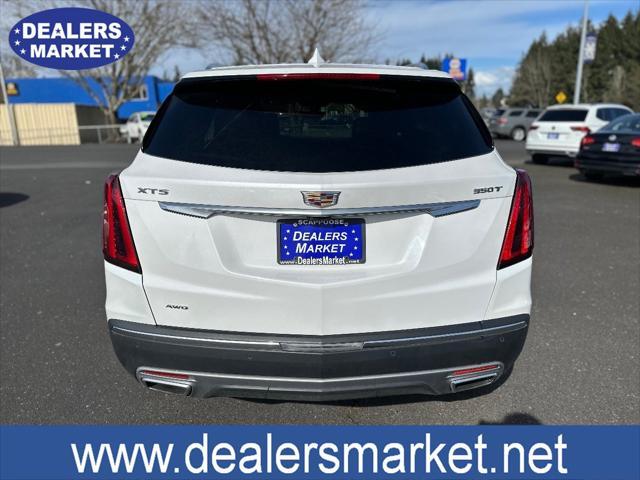 used 2022 Cadillac XT5 car, priced at $19,997