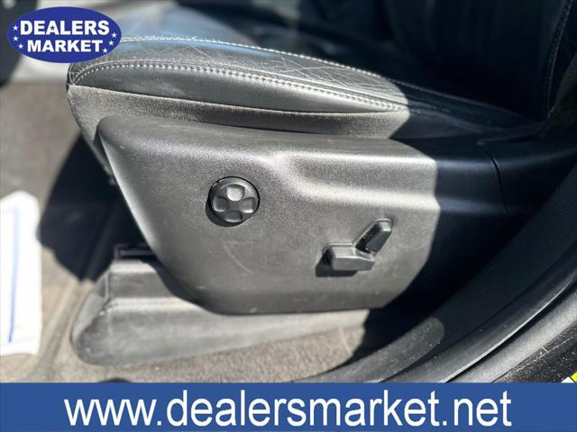 used 2015 Jeep Grand Cherokee car, priced at $9,997
