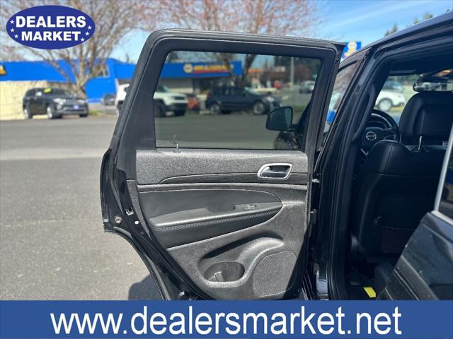 used 2022 Jeep Grand Cherokee car, priced at $24,997