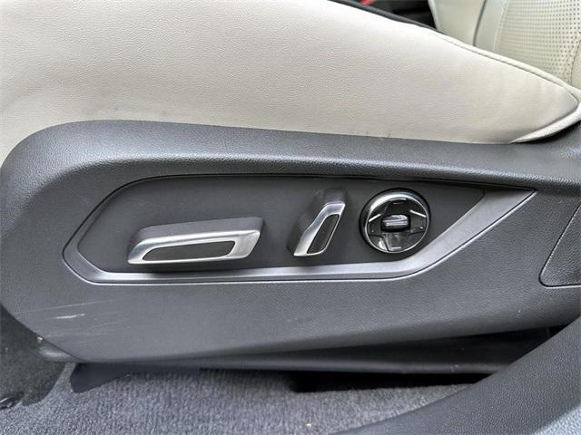 used 2025 Acura RDX car