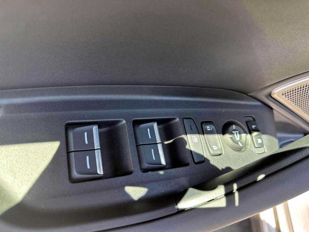 used 2024 Acura TLX car, priced at $37,995