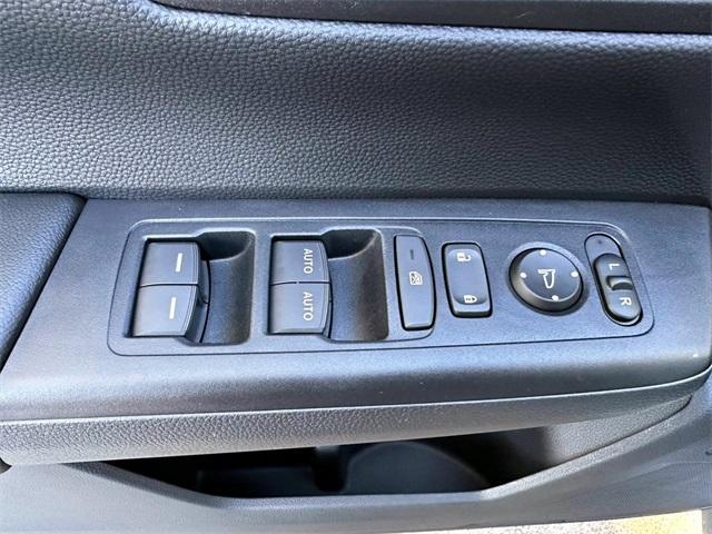 used 2025 Honda CR-V Hybrid car, priced at $33,990