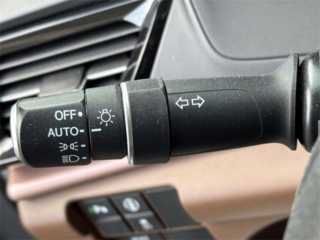 used 2022 Acura RDX car, priced at $32,998