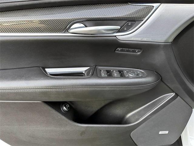 used 2021 Cadillac XT5 car, priced at $27,888