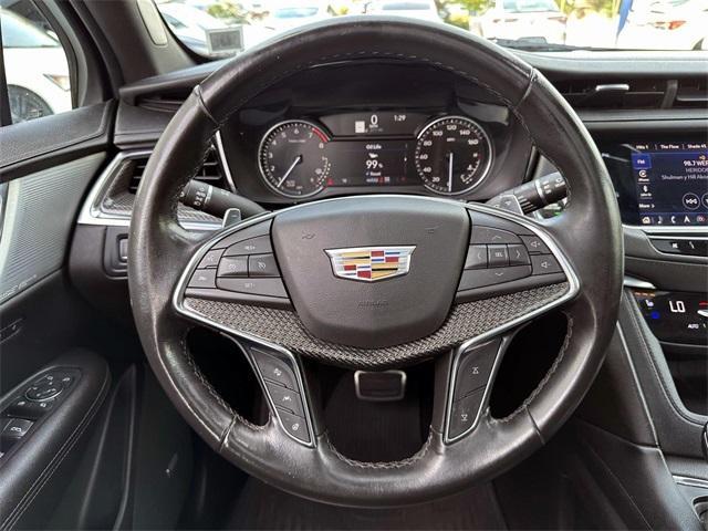 used 2021 Cadillac XT5 car, priced at $27,888