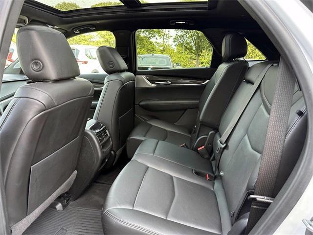 used 2021 Cadillac XT5 car, priced at $27,888