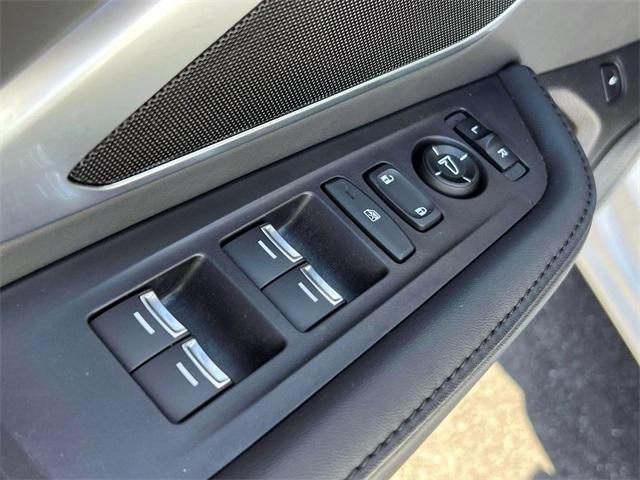 used 2022 Acura RDX car, priced at $30,888