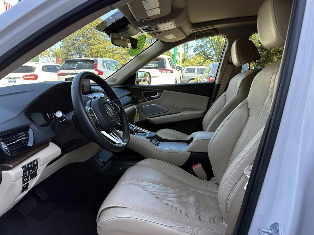 used 2024 Acura RDX car, priced at $42,895