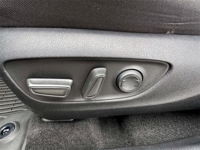 used 2022 Toyota RAV4 car, priced at $29,995