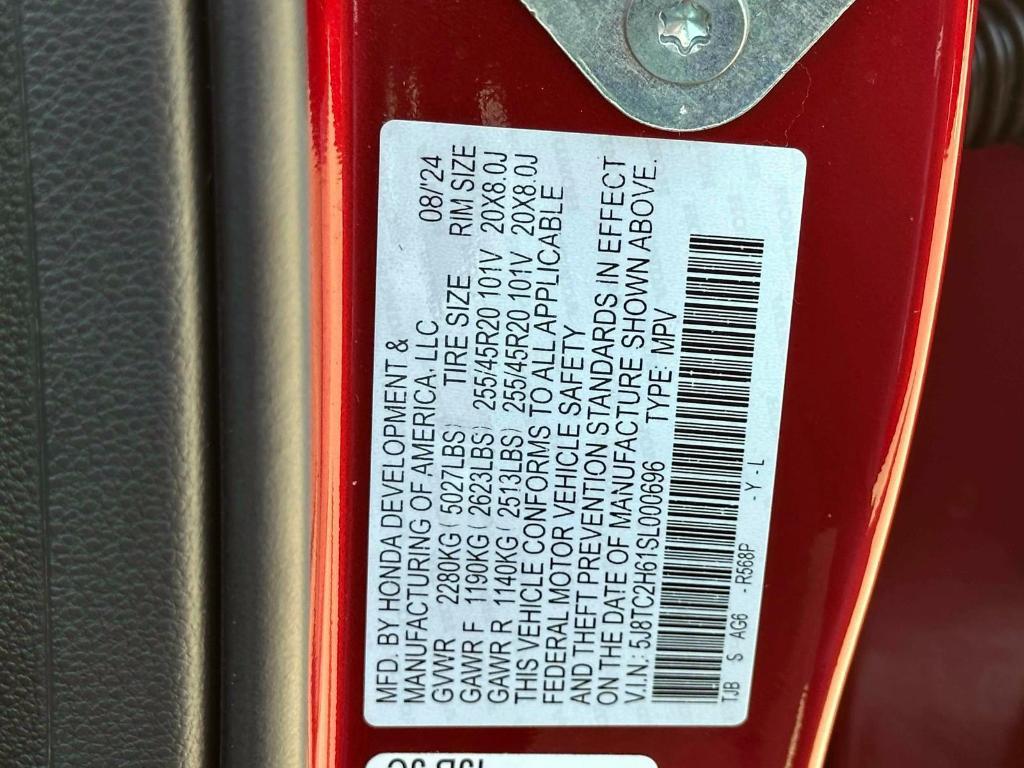 used 2025 Acura RDX car, priced at $43,995